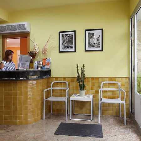 Hostal L'Alba-3